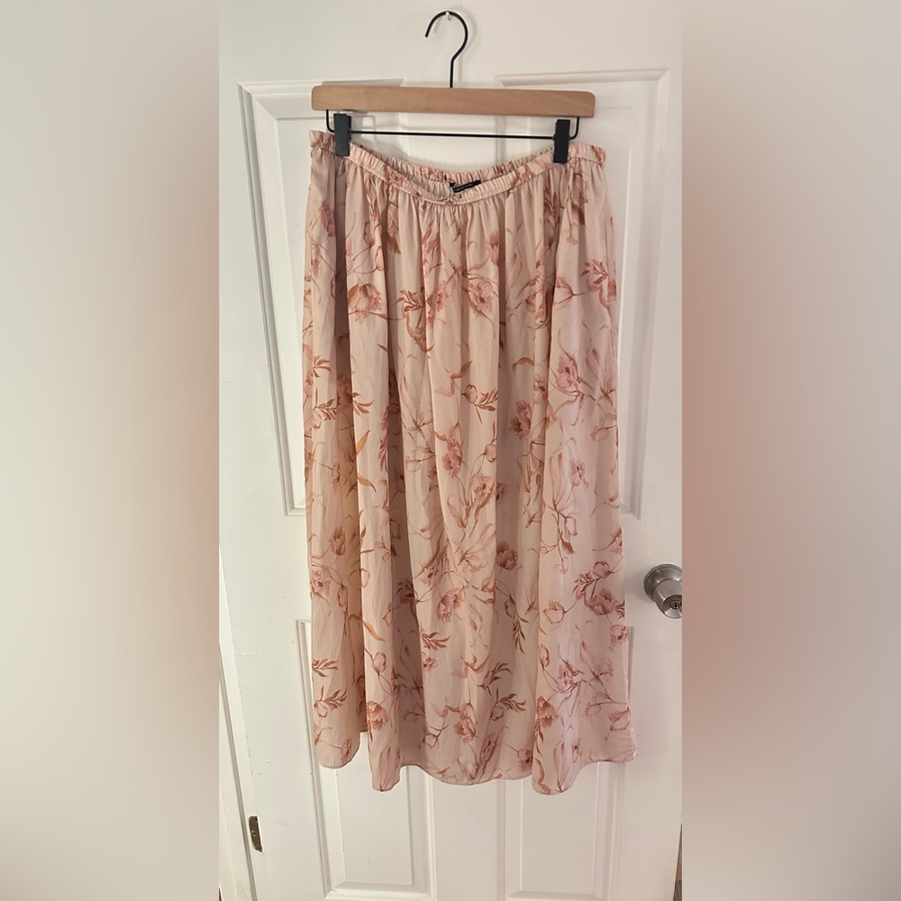Nordstrom Blush Floral Midi Skirt